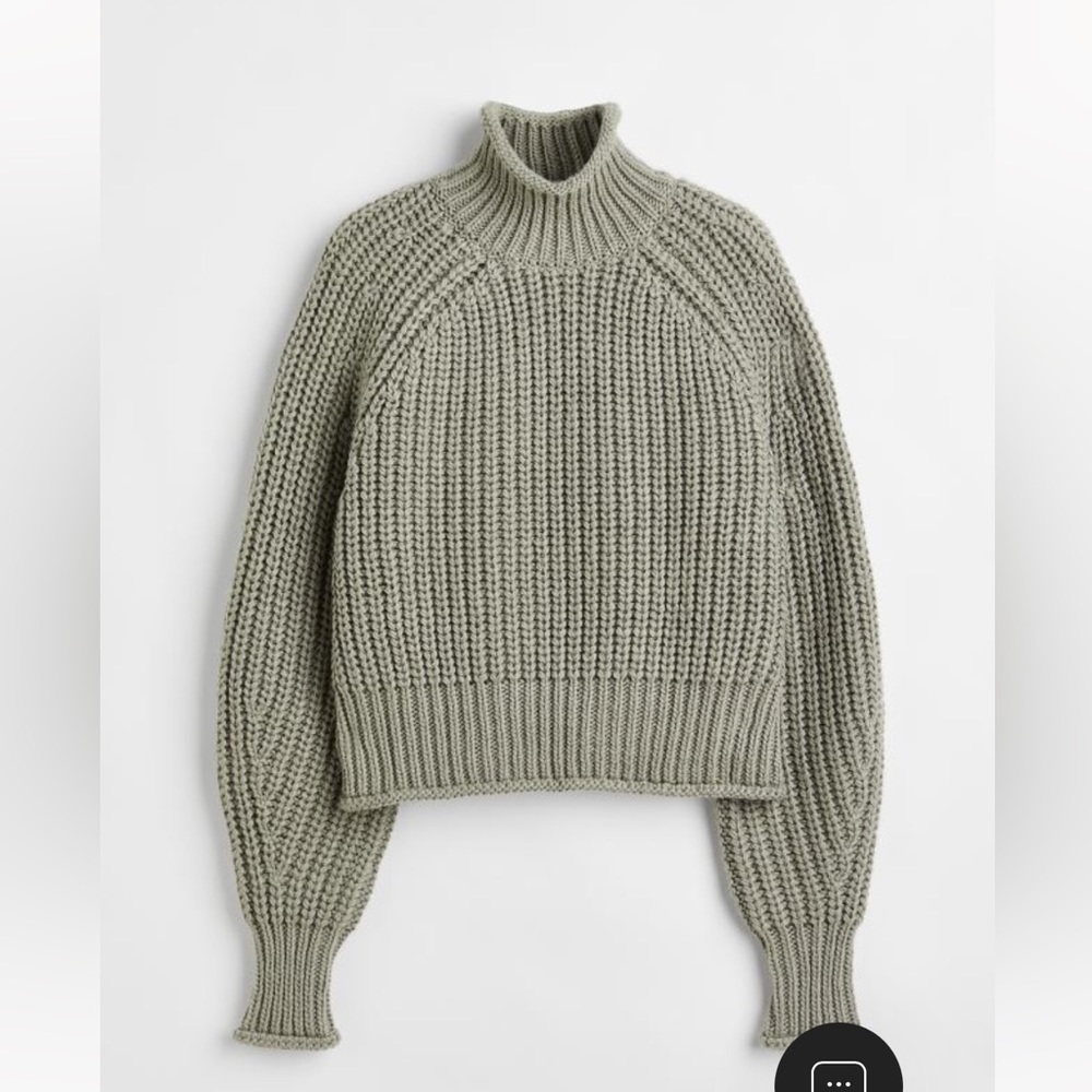 H&M Knit Sweater Small Cream Color